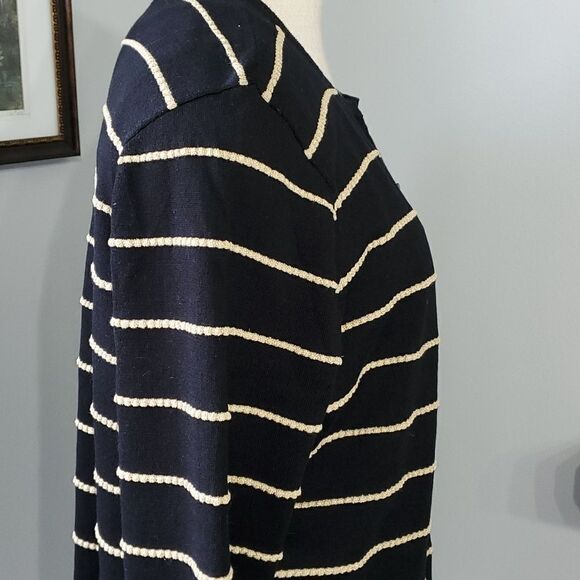 AUGUST SIlk sweater set, tank and button up. Size large. Black with gold strip. - Picture 4 of 10